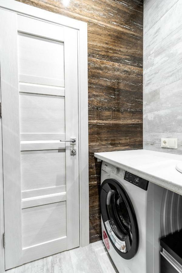 לבוב Inshiapartments On Hazova Str 3 מראה חיצוני תמונה